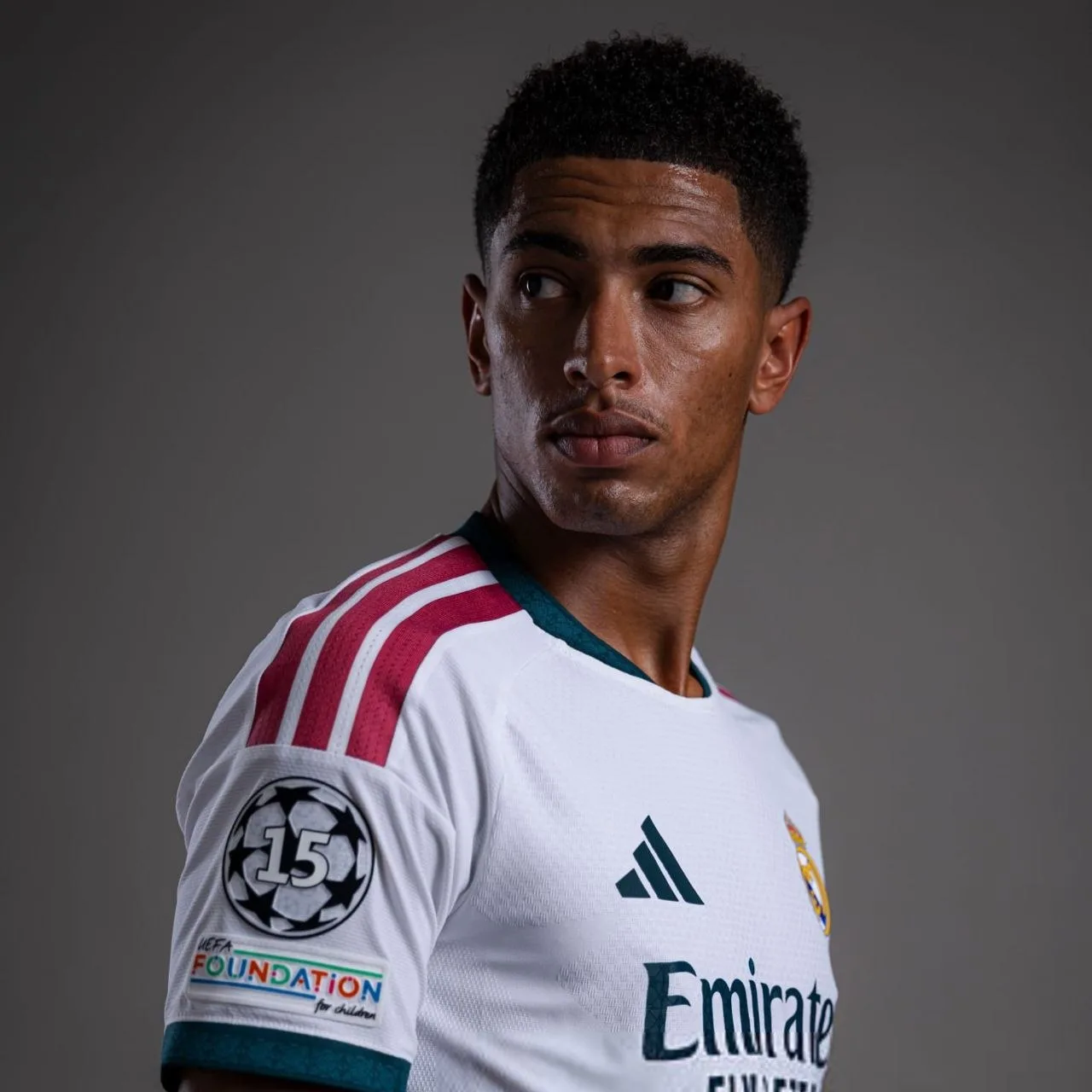 ريال مدريد يحسم تمديد عقد بيلينجهام لـ 5 سنوات إضافية مكافأة على قيادته للفريق